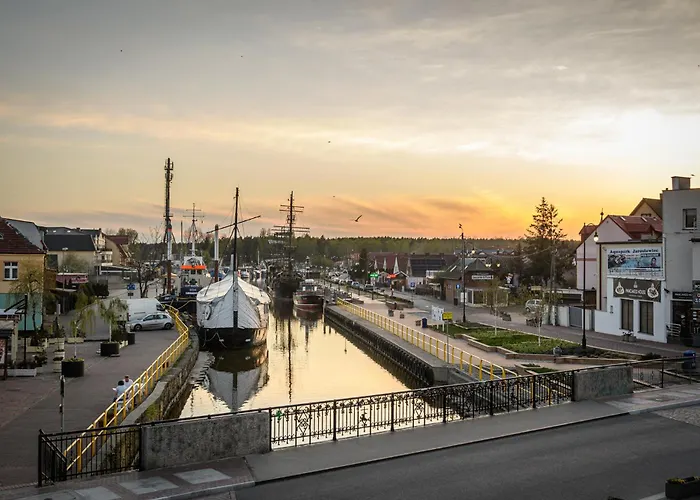 Kapitanski Centrum Łeba